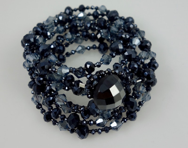basic-bead-stringing