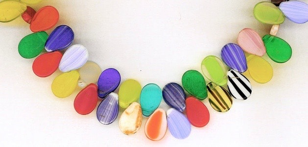 colored-necklace
