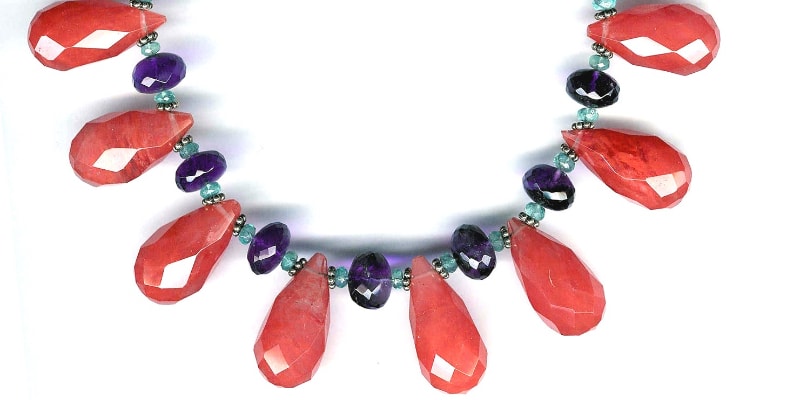 red-necklace